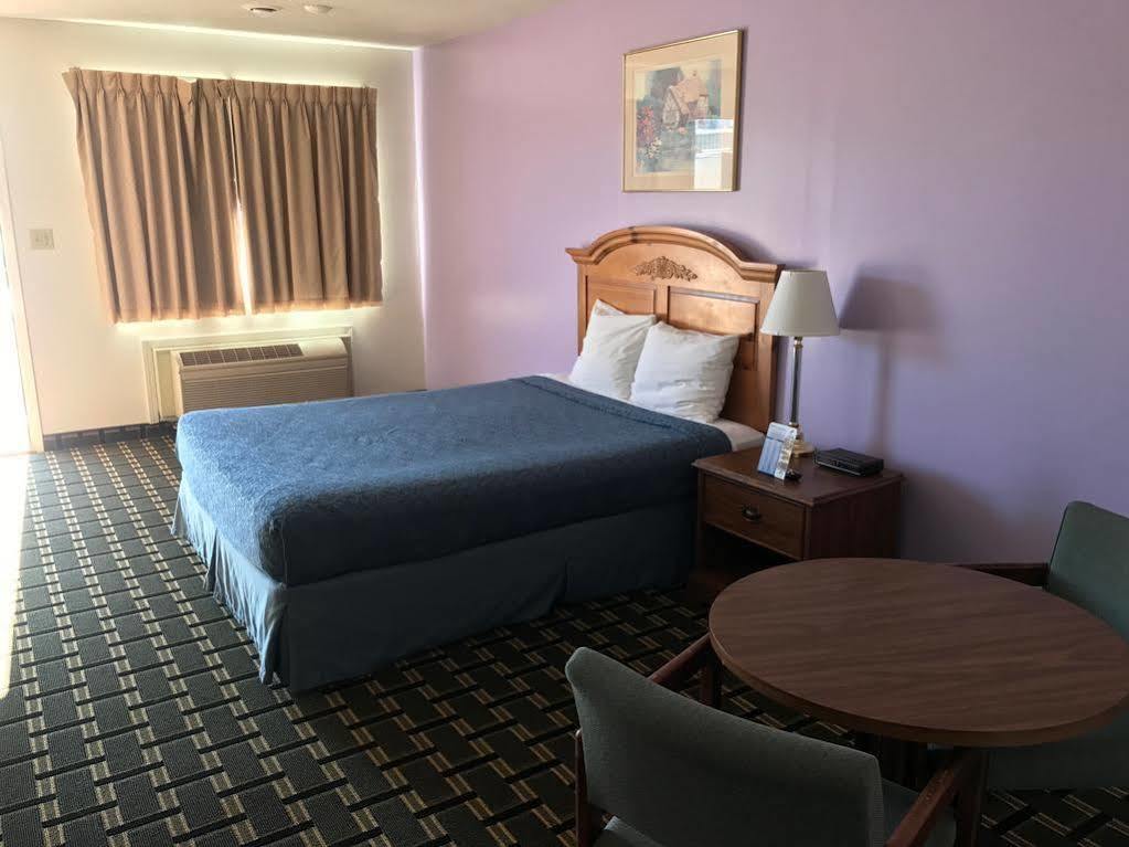 Western Inn South Kearney Dış mekan fotoğraf